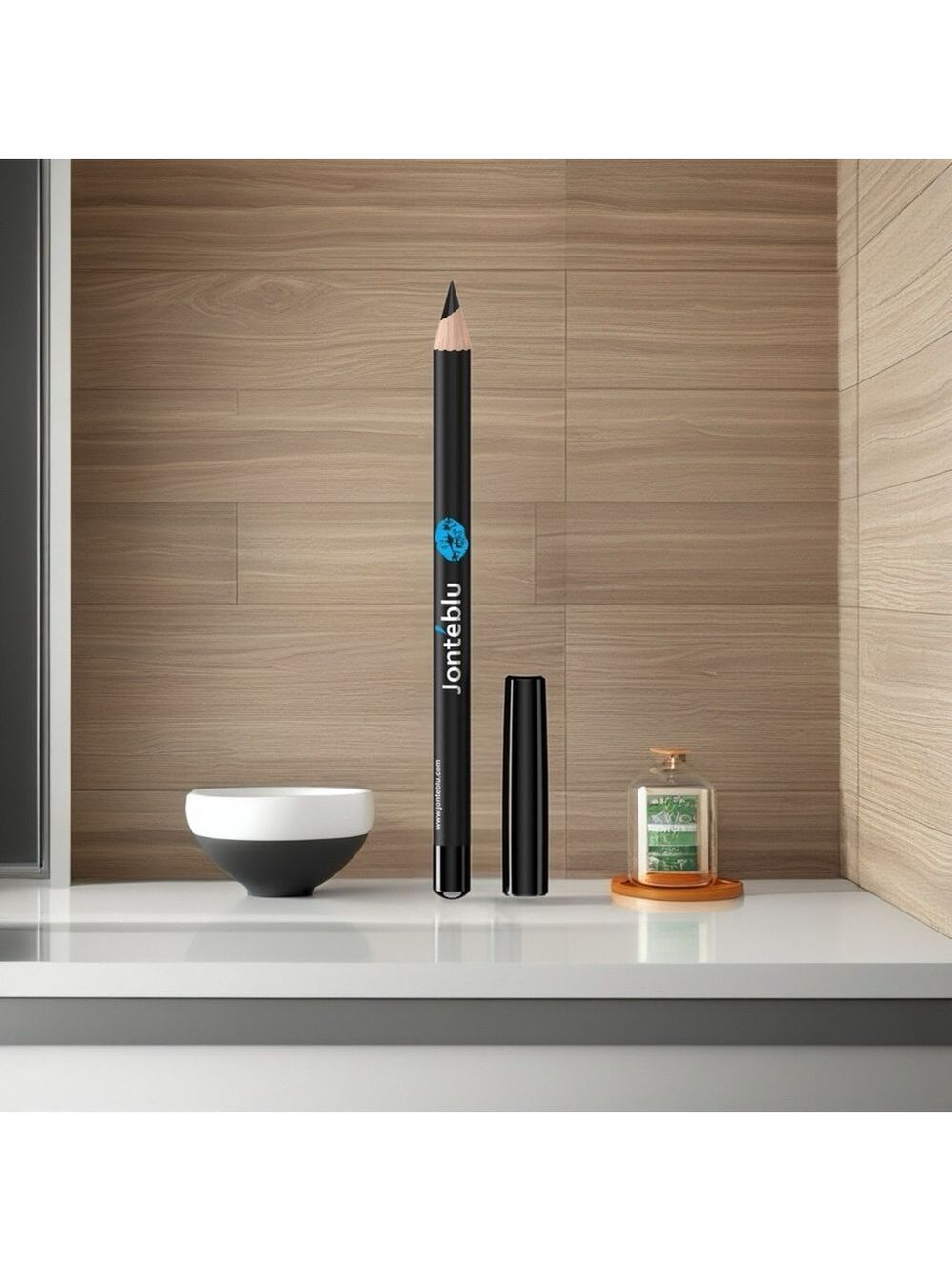Jonteblu Eyeliner Pencil in 901 Black